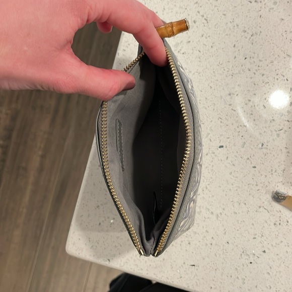 Makeup pouch - Picture 4 of 7